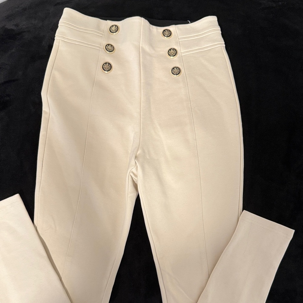 Zara Cream Button-Detail Skinny Pants